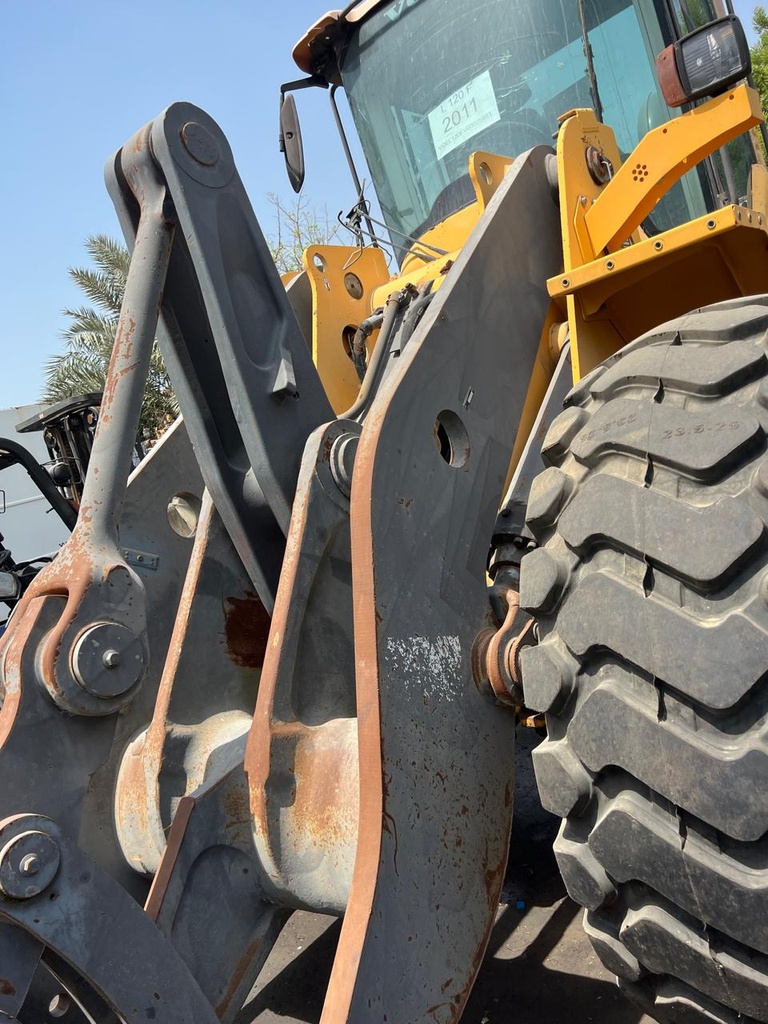 Volvo L120F 2011
