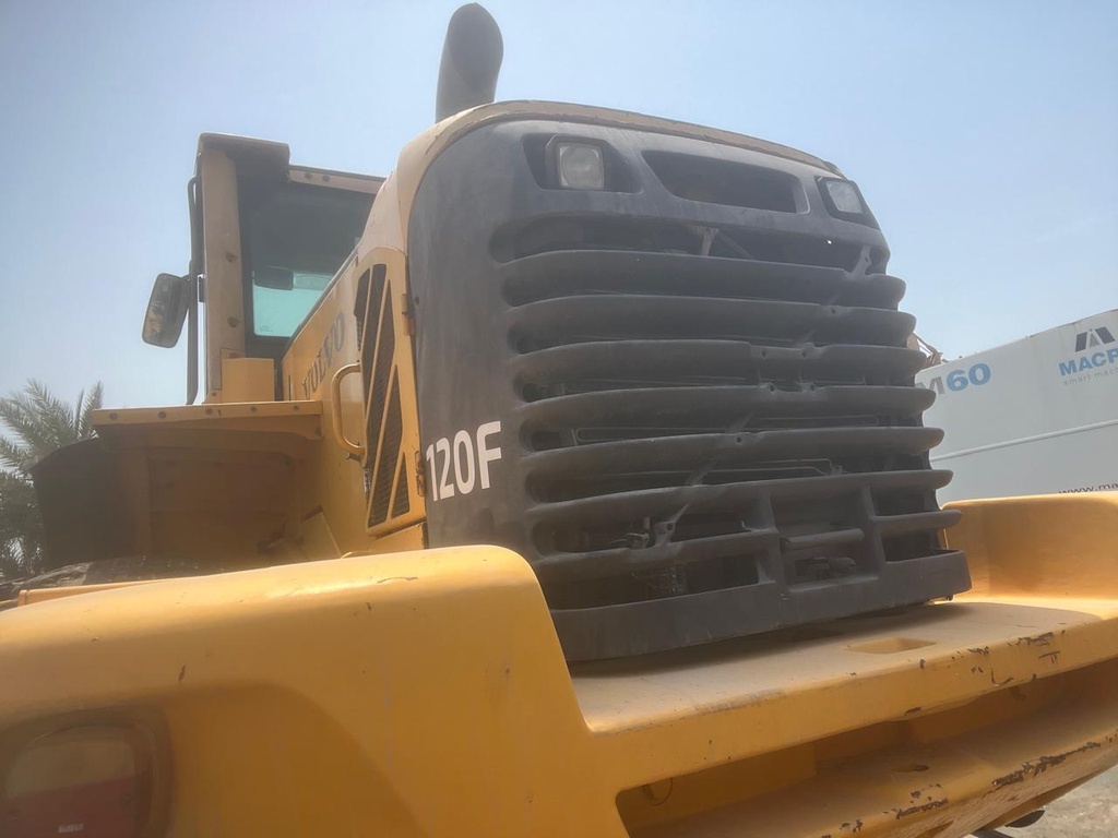 Volvo L120F 2011