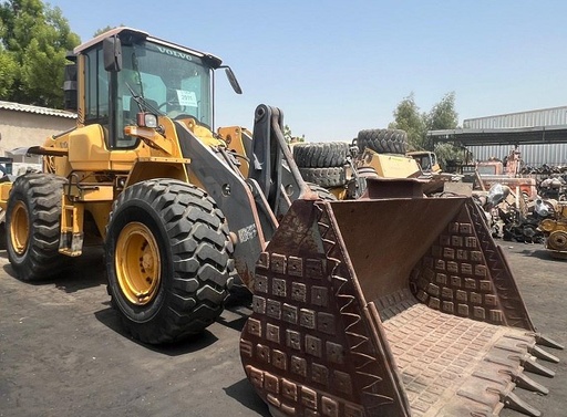 Volvo L120F 2011